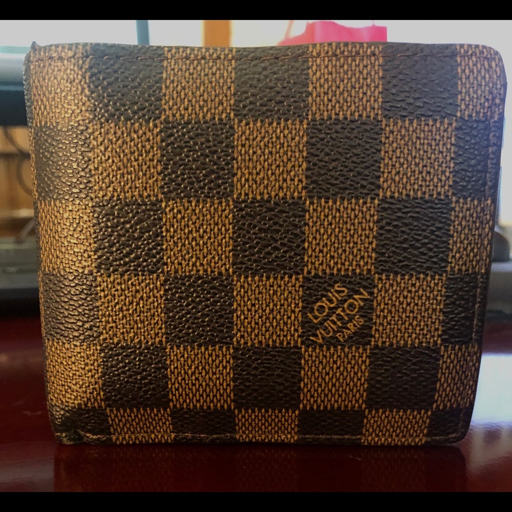 MEN’S LOUIS VUITTON DAMIER BROWN WALLET